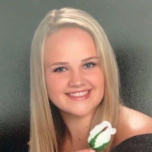 Meet your Posher, Deneen